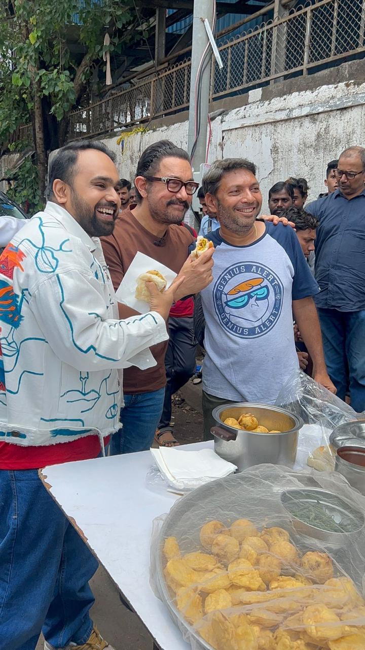 Street-side vada pav moment from the project media archive